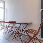 Zeus Inn Apartment